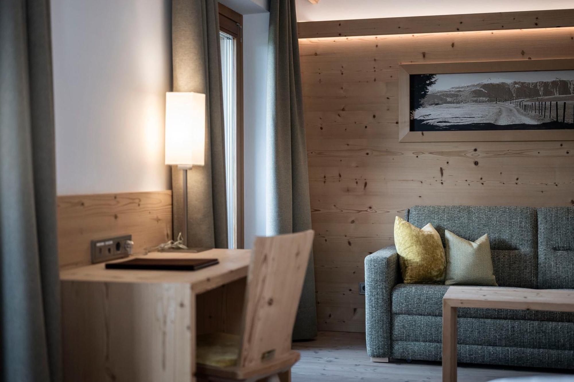Dolmites Nature Hotel Vigilerhof Siusi Eksteriør billede